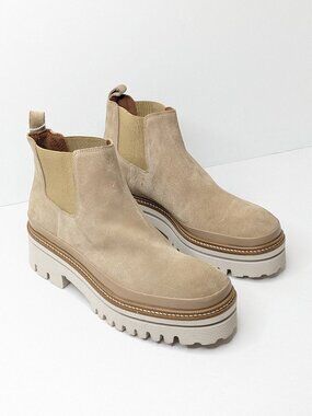 La Canadienne Yael Waterproof Chelsea Boots Tan Suede Womens 9 (EU 39)